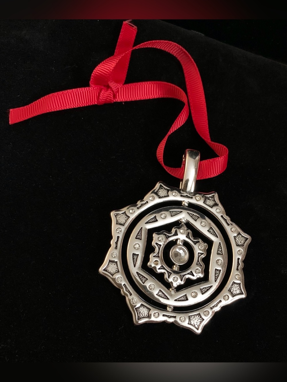 Necklace Pendant and Christmas ornament